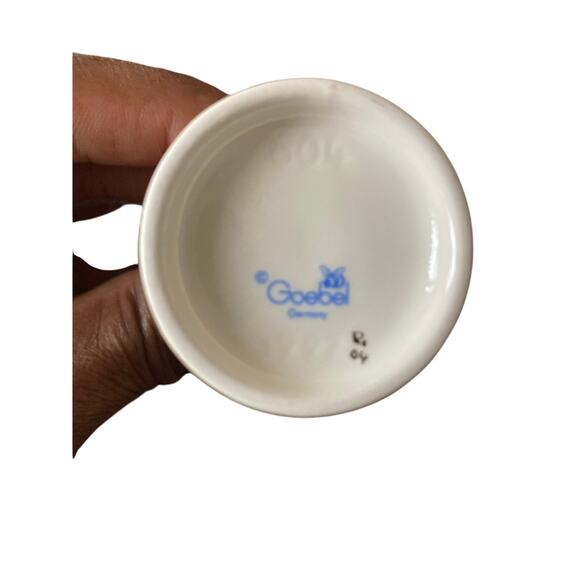 Hummel Goebel Figurine LOVE PETALS 804  TMK 8 NIB  Made in Germany   L57 LK - Picture 3 of 7